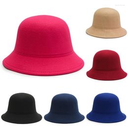 Berets Ladies Vintage Elegant Bucket Hat Women Fedoras Hats Wool Felt Top Fall Winter Fashion Warm Female With Brim Cap