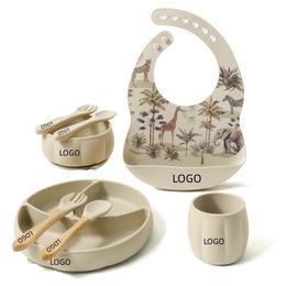 Cups Dishes Utensils Free Personalized Name 8 PCS Baby Feeding Set Waterproof Bib Kids Sucker Bowl Dishes Plate Cup Spoon Fork Children's Tableware 231006