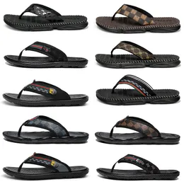 New top design men's sandals summer shoes outdoor leisure beach pair of men's slippers size 39-45