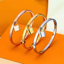 316L Titanium Classic Bangles Bracelets For Fashion lock bracelet Wedding Bangle Rose Gold sliver 3 colors281P