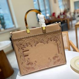 Luxury Designer Fashion Women's Totes Hand Bags Hot Selling Items In 2023 Versatile Temperament Personalised Embroidery Full of Advanced Feeling Women Tote