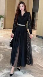 Casual Dresses Top Quality 2023 Spring Long Dress Evening Party Women V-Neck Lace Tulle Mesh Patchwork Sleeve Black Maxi Luxury