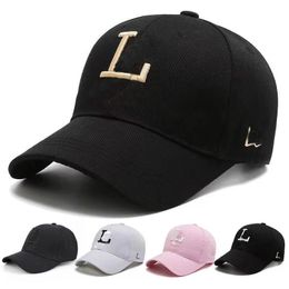 Luxurys Designers Baseball Caps for Mens Women Adjustable Embroidery Sun Hats Fashion Leisure Design Fitted Hat Golf Sports Outdoors Hat