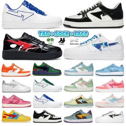 2023 mens shoes Casual Shoes a Bathing Sk8 Sta 2023 Camo Shark Black White Green Red Orange Camouflage Womens Trainers Sports Sneakers Plate-forme with Socks