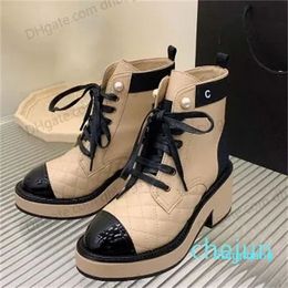 Ankle Boots With Low Heels Chain Sheepskin Texture Faux Pearl Lace Up Boot Knight Western Motorcycle Booties Outdoor Casual Shoes