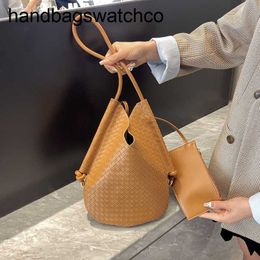 Luxury Bags Solstice BottegassVenetas Sheepskin Genuine Leather Handswen Large Capcity Popular and for women's 2023SD3N