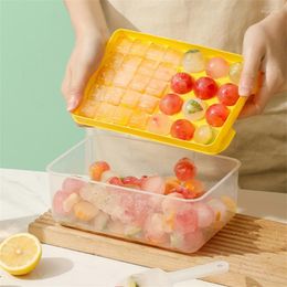 Baking Moulds Round Tray With Lid Plastic Style Ice Mould Refrigerator Spherical Ball Maker Kitchen Junejour0