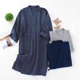 Men's Kimono Nightgown Cotton Crepe Mens Robe Loose Bathrobe Male Blue Grey Cardigan Home Wear Clothes Sleepwear Men Robe307R