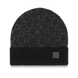 Designer beanie luxury beanie knitwear hat temperament versatile beanie knitted hat warm letter triangles design hat Christmas gift