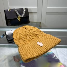 Autumn and Winter Woollen Fleece Warmth Designer Beanie Hat Couple bonnet Candy Colour Outdoor Vacation Sports Letter