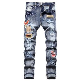 Mens Jeans Holes Frayed Hiphop Ripped Embroidery Flag Badge Paint Denim Pants Blue Slim Streetwear Distressed Moto Biker Jeans Mal193p