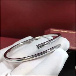 Fashion Gold Silver Black Titanium Steel Nail Bracelet Bangle Inlay Diamond Screw Cuff Bracelets Women Men Love Jewellery Gift 16 192452