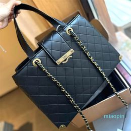 2023-Luxury Bag Mediaeval Collection Designer Handbag Large Capacity Airport Classic Metal Chain Cowhide Rhombic Quilted Shoulder Bag Size 34cm