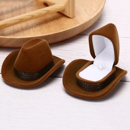 Jewellery Boxes 1Pcs Creative Cowboy Hat Shape Rings Box Velvet Display Storage Case Packaging 231011