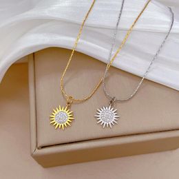 Pendant Necklaces Tangled Sun Necklace With CZ Stone Stainless Steel Fishing Wire For Woman Golden Luxurious Jewellery Gifts