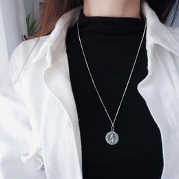 Silvology Sterling 925 Silver 60CM Elizabeth Winter Long Pendant Necklace Emboss Figure Coin Necklace for Women Birthday Jewellery Q209S