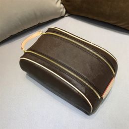 Leather Makeup Bag Designer Womens Fashion Versatile Cosmetic Bags Luxury Large Capacity Shopping Handbag Toiletry