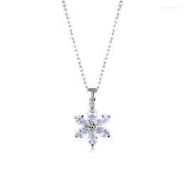 Pendant Necklaces Korean Fashion Elegant Zircon Flower Necklace For Women Girls Stainless Steel Chain Charm Crystal Collar