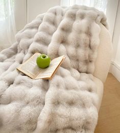 Blankets NOAHAS Winter Autumn Warmth Imitation Fur Plush Blanket Super Soft Bed Sofa Cover Fluffy Throw Bedroom Couch 231011