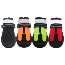 Pet Protective Shoes Winter Dog Shoes Warm Dog Waterproof Anti-slip Soles Reflective Dog Boots For Small Medium Large Dog Protect Pet Paw Protectors 231011