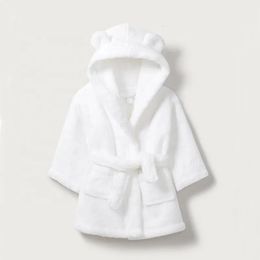 Pajamas 100% Organic Cotton Bear Shape Bath Towel Hooded Toweling Baby Bathrobe 231006