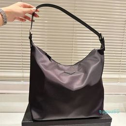 2023 woman nylon tote bag designer bag shoulder bags fashion handbag purse handbags travel totes Large Capacity Black
