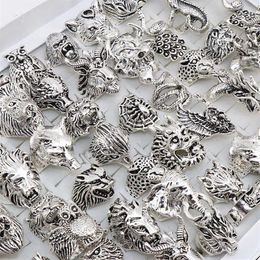 Whole 20pcs Lots Mix Snake Owl Dragon Wolf Elephant Tiger Etc Animal Style Antique Vintage Jewellery Rings for Men Women 2106232947