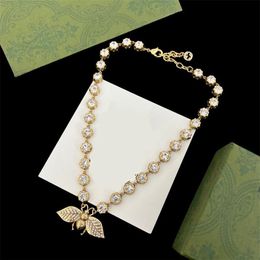 Fashion Luxury Necklace Pendant Ladies Designer New Bee Bracelet Stud Earrings Bracelet Jewelry Classic Ladies bangle Friends Jewe257j