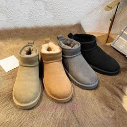 Snow Boots Tasman Slippers Chestnut Fur Slides Sheepskin Shearling Tazz Mules Women Men Ultra Mini Platform Boot Slip-on Shoes Suede Upper Comfort Fall Winterg