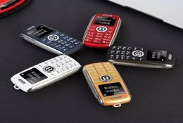 Разблокированные мини-мобильные телефоны Bluetooth Dialer Celular 066 дюймов с руками Маленький телефон MP3 Magic Voice Dual Sim Самый маленький Wirels2189544