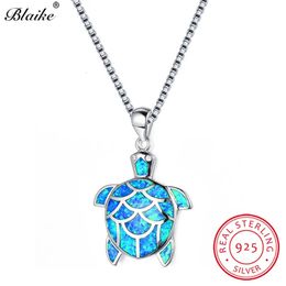 Collane con ciondolo Blaike Argento sterling 925 Pendenti con tartaruga carina per le donne Collana con opale di fuoco blu oceano Collana con pietra portafortuna femminile Girocollo Gioielli da sposa 231012