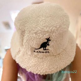 Embroidered Bucket Hats Animal Pattern Sun Hats Shade Fashion Lambs wool Hat for Couple Travel