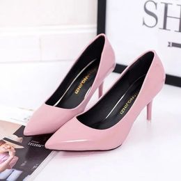 Dress Shoes 2023Large Size Women's Pumps Pointed Toe Patent Leather High Heels White Wedding Thin Basic Pump Red 231011