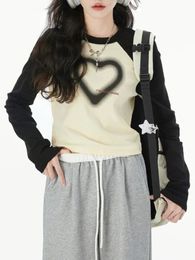 Women's T-Shirt Heart Printing T-shirt Women Japanese Harajuku Slim Crop Top Spring Long Sleeve O Neck Tops Korean Fashion Contrast Colour Tees 231011