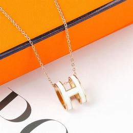 Designer jewelry letter Pendant Necklaces Fashion for womans hip hop jewelry titanium gold plate Colorfast Hypoallergenic party gi203t