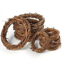 Christmas Decorations 101215202530cm Round Natural Rattan Ring Christmas Garland Hanging Ornament DIY Floral Wreath Wedding Decoration Home Decor 231012