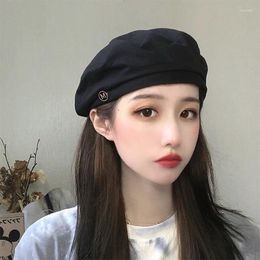 Berets Painter Hat Elegant French Beret Autumn Winter For Men Women Korean Female Girls Letter Embroidery Travel