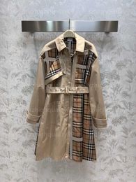 Trench Coat Women Designer Long Jacket Shoulder Zipper Side Slit Reveals Classic Plaid Pattern Waist Belt Retraction Mid Length Khaki Designers Trench Coats