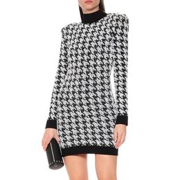 Fshion Style Original Design Top Quality Women's Houndstooth Dress Metal Buckles Slim Casual High-Necked Bright silk240b