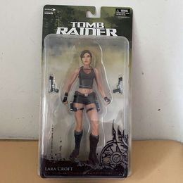 Mascot Costumes Neca Figure Tomb Raider Underworld Lara Croft Action Figure Model Toys 18cm Bookshelf Ornament Christmas Present for Children