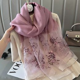 Bandanas Durag Luxury Brand Silk Wool Women Scarf Embroidery Shawl and Wraps Foulard Female Hijab Bandana scarves for lady flowers beach stoles 231012