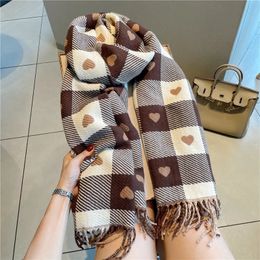 Scarves Luxury Brand Women Knitted Heart pattern Plaid Scarf Lovey Girl Winter Warm College Leisure Shawl Wraps 231012