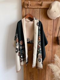 Scarves 2023 Women flower Cashmere Scarf Luxury Brand Winter Thick Warm Long Fringed Shawl Fashionable Pashmina Blanket 231012