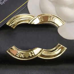 Designer Crystal Pearl Brooch Pins Brand Letter Brooches 18K Gold Plated Silver Broochs Pin Luxury Women Girls Loves Wedding Jewellery Party Christmas Gift