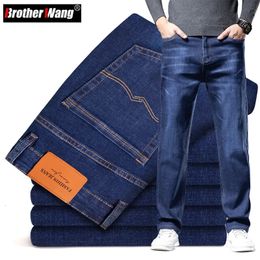 Mens Jeans Plus Size 40 42 44 Autumn Loose Thick Blue Men Business Casual Cotton Advanced Stretch Denim Pants Male Brand Clothing 231012
