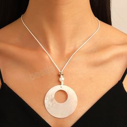 Circular Shell Strap Sweet Cool Pendant Necklace for Women Vintage Rope Chain Round Bohemian Long Necklace Collares Chocker