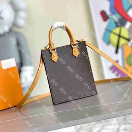 Designer PHONE package bag Fashion handbag crossbody bag Fashion Genuine Leather Large Capacity Classic Letter Clutch Purse wallet