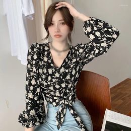 Women's Blouses Fahsion Blouse Floral Print V Neck Sexy Lace Exposed Navel Long Sleeves Chiffon Shirts Tops