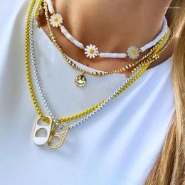 Pendant Necklaces Fresh Fashionable Daisy Flower Handmade Necklace For Woman Fashion Charm Choker Soft Ceramic Chain Exquisite Accessories
