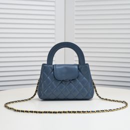 Designer handbag medieval handbag metal chain womens shoulder bag leather flap crossbody bag